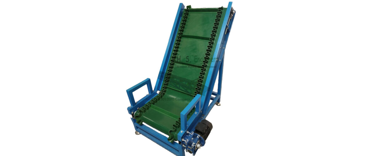 Cleated-Belt-Conveyor-1.jpg